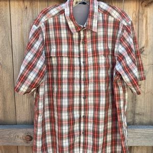 Men’s quick dry large wrangler shirt.